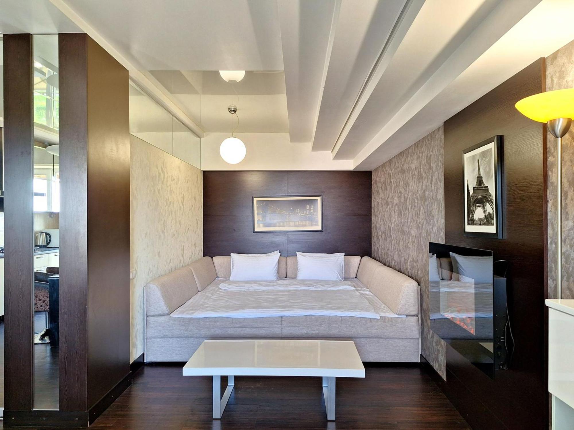 Найбільше Ліжко У Полтаві Мережа Alex Apartments Цілодобово Безконтактне Заселення Полтава Екстер'єр фото
