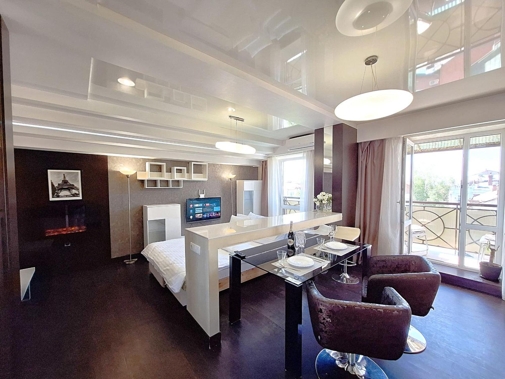 Найбільше Ліжко У Полтаві Мережа Alex Apartments Цілодобово Безконтактне Заселення Полтава Екстер'єр фото