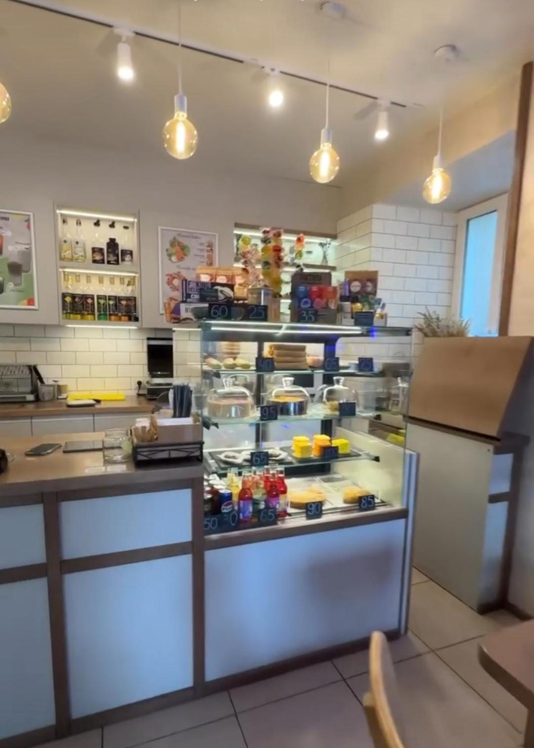 Найбільше Ліжко У Полтаві Мережа Alex Apartments Цілодобово Безконтактне Заселення Полтава Екстер'єр фото